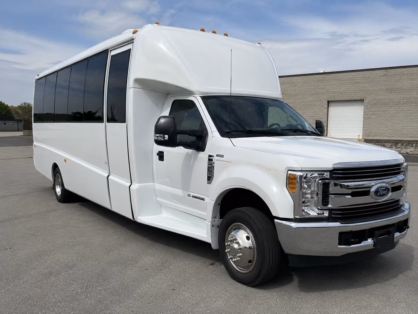 draper comfortable charter bus rentals for draper school field trips