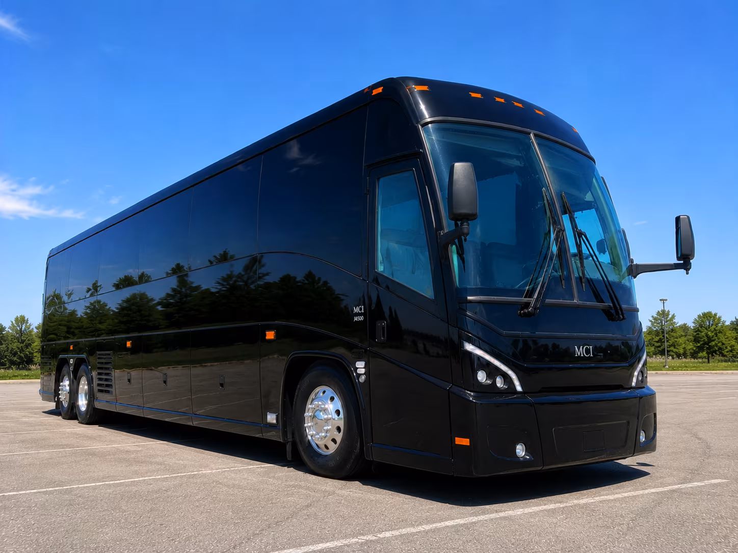 draper show up to draper concerts in a charter bus