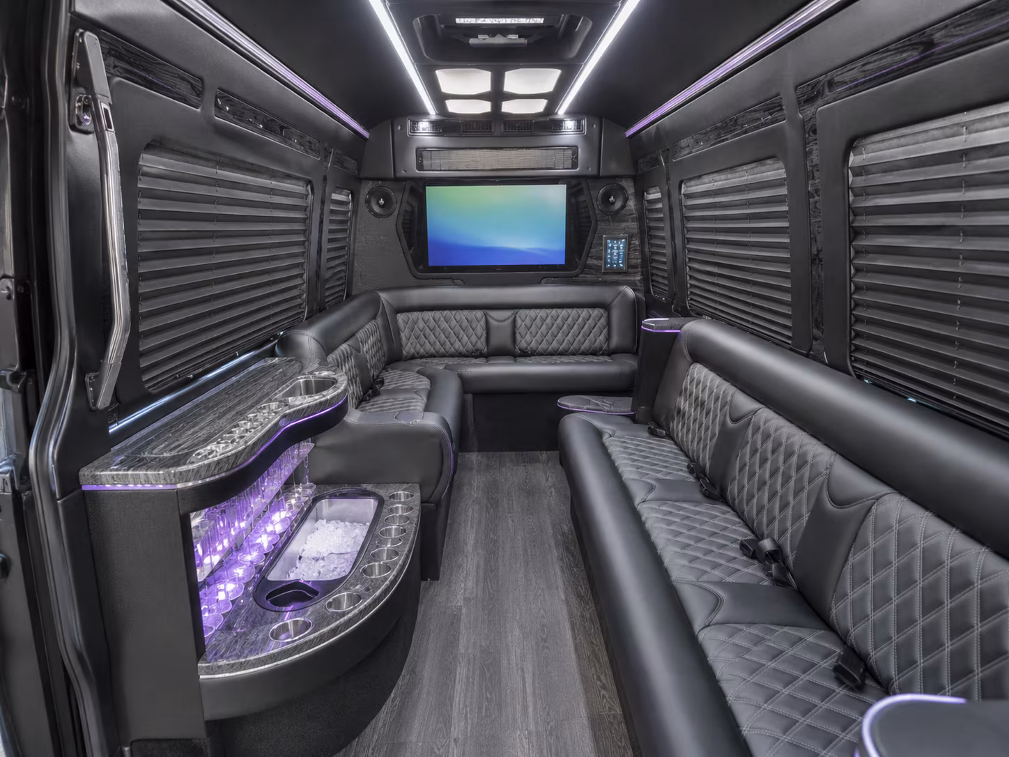 herriman 20 passenger party bus